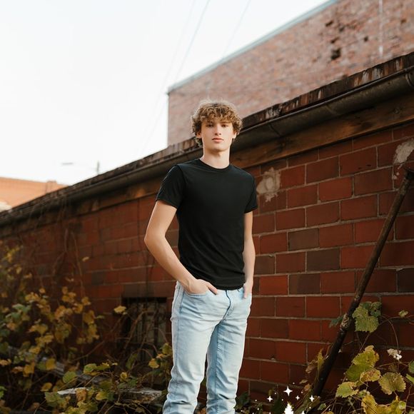 Meet your Posher, Mark - Picture 1 of 1